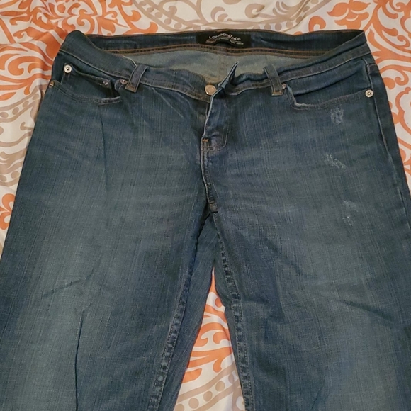 Jeans - Picture 2 of 4